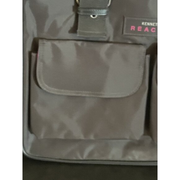 KENNETH COLE Reaction Gray/Pink Nylon Travel/ Messenger Bag NICE SEE ALL - Picture 6 of 16